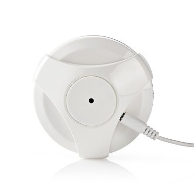 Dispositivo redondo branco com cabo conectado em fundo branco