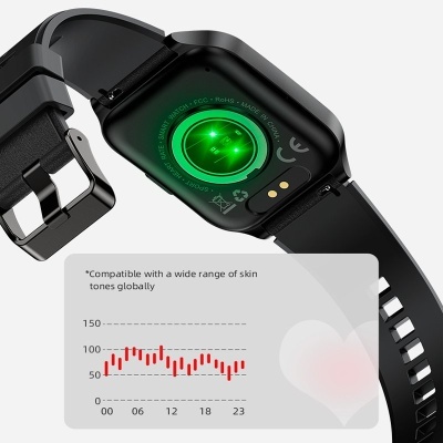 Pulseira inteligente preta com sensor verde e gráfico de batimentos cardíacos