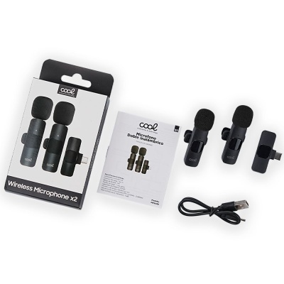 Conjunto microfones duplos sem fios pretos Cool com manual e cabo USB