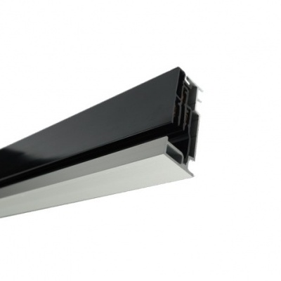 Perfil de alumínio preto e branco com acabamento brilhante