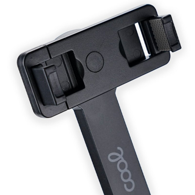 Suporte preto para telemóvel com garras ajustáveis e logotipo goop