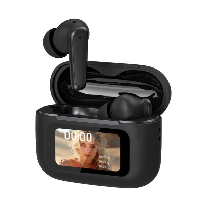 Auriculares wireless pretos com estojo de carregamento e ecrã digital a cores