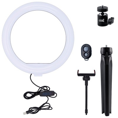 Conjunto de acessórios para fotografia com anel de luz LED branco, tripé preto, suporte flexível e pequeno suporte ajustável.
