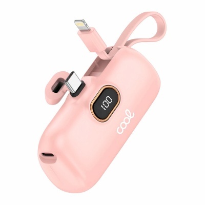Power bank cor-de-rosa com visor digital e entradas USB Lightning e USB-C