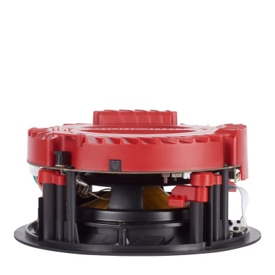 Coluna de áudio com estrutura em plástico vermelho e preto