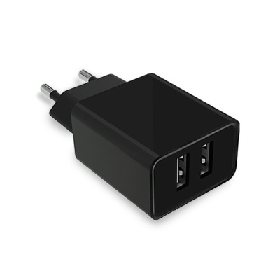Carregador USB preto com duas portas para tomada europeia