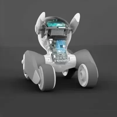 Robô translúcido branco com rodas largas e componentes eletrónicos visíveis