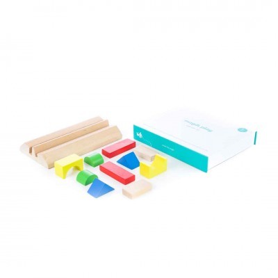 Conjunto de blocos de construção em madeira coloridos com caixa