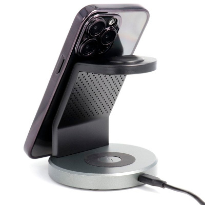 Carregador wireless de mesa com suporte e smartphone