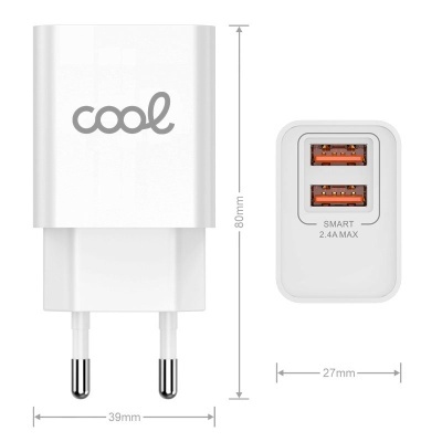 Carregador de parede branco Cool com duas portas USB laranja e texto SMART 2.4A MAX
