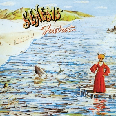 Capa de álbum com raposo em roupão vermelho à beira de água, tubarão nadando, texto GENESIS e FOXTROT.