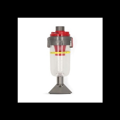 Recipiente cilíndrico transparente com tampa vermelha e base cinza com etiqueta amarela