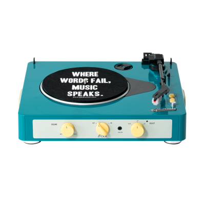 Gira-discos vintage verde-azulado com frase WHERE WORDS FAIL, MUSIC SPEAKS no prato.