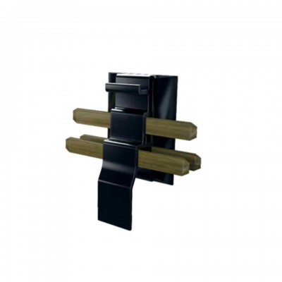 Suporte de parede preto com elementos de madeira