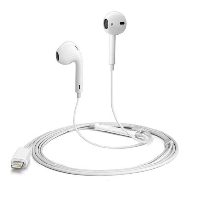 Auriculares brancos com fio e conector Lightning