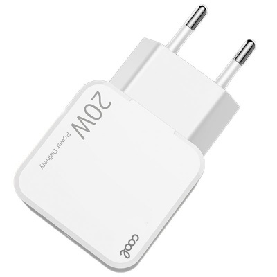 Carregador de parede branco com ficheiras redondas e texto 20W Power Delivery.