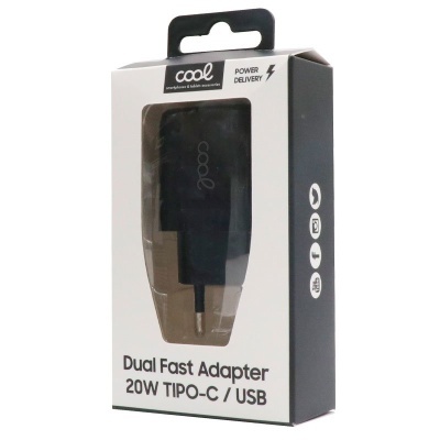 Adaptador de energia Dual Fast Adapter 20W TIPO-C / USB preto da marca Cool na embalagem.