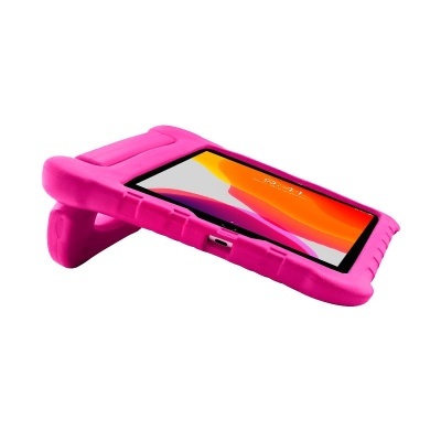 Tablet com capa rosa e suporte integrado