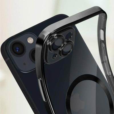 Dois smartphones pretos com câmaras traseiras e uma capa transparente com bordas pretas