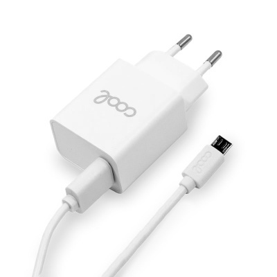Carregador de parede branco com cabo micro USB