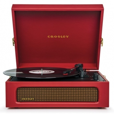 Toca-discos Crosley vermelho aberto com vinil preto