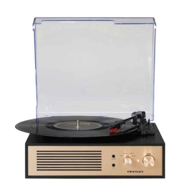 Gira-discos Crosley com tampa transparente e disco vinil a tocar