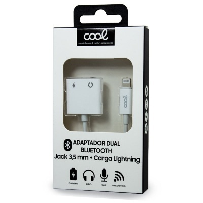 Adaptador dual Bluetooth com Jack 3,5 mm e carga Lightning na embalagem branca da marca cool