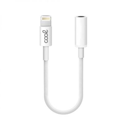 Adaptador branco com conetor Lightning e entrada para jack 3,5 mm