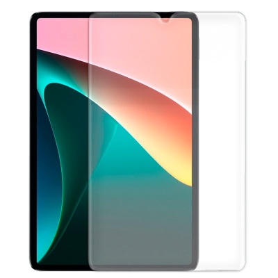 Tablet com capa transparente sobre fundo branco