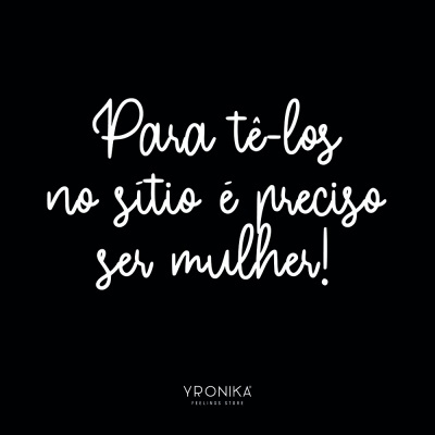 Frase branca manuscrita sobre fundo preto com logotipo YRONIKA na parte inferior.