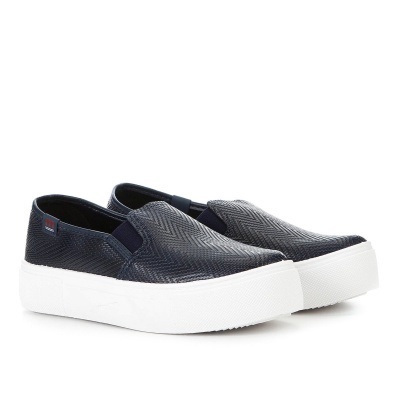 https://www.zanini.store/product/slip-on-moleca-caixa-alta-trama-feminino-2