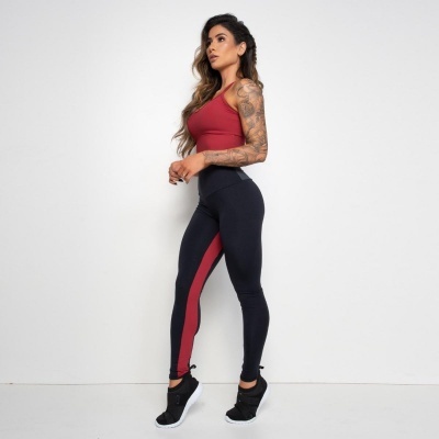 https://www.zanini.store/product/legging-fitness-recorte-colors-preto-vinho