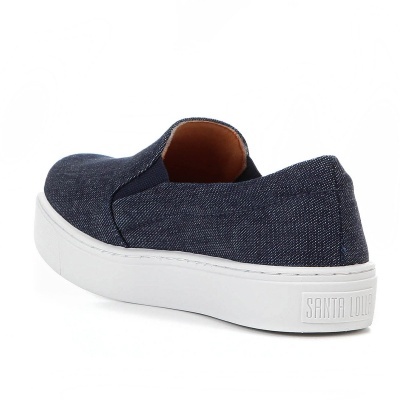 Ténis slip-on azul escuro com sola branca