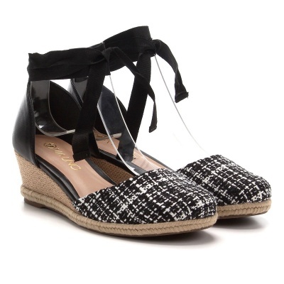 https://www.zanini.store/product/sandalia-anabela-via-uno-espadrille-amarracao-fechada-tweed-feminina