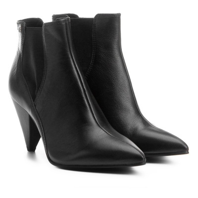 https://www.zanini.store/product/bota-chelsea-jorge-bischoff-salto-cone-preto