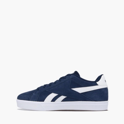 Ténis azul escuro com detalhes brancos e sola branca