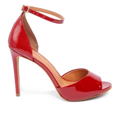 https://www.zanini.store/product/sandalia-loucos-and-santos-salto-fino-meia-pata-verniz-vermelho