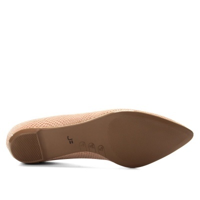 Sola de sapato feminino bege com textura e letras 'JF'