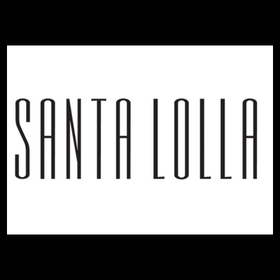 Logotipo SANTA LOLLA em fonte preta alta e fina sobre fundo branco