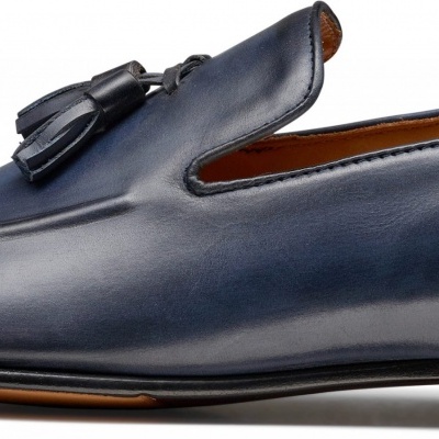 Sapato loafer masculino em pele azul escura com tassel