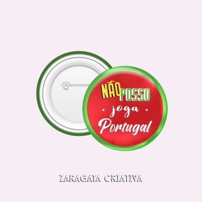 Botão redondo metálico com texto colorido 