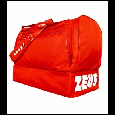 Saco desportivo vermelho com texto ZEVS e SND