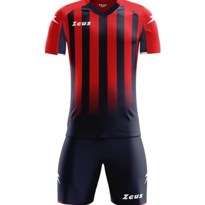 Conjunto desportivo vermelho e preto com riscas verticais e logótipo Zeus