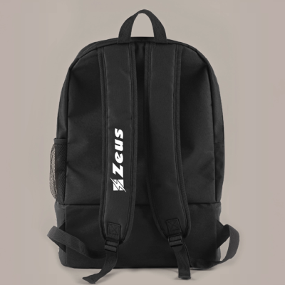 Mochila preta com alças e logótipo Zeus