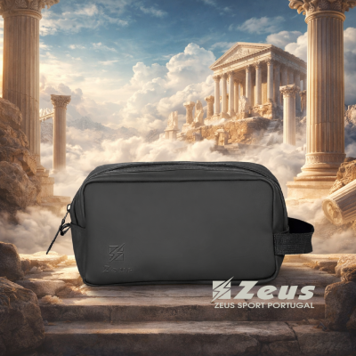 Necessaire preta com logotipo Zeus em fundo de ruínas gregas