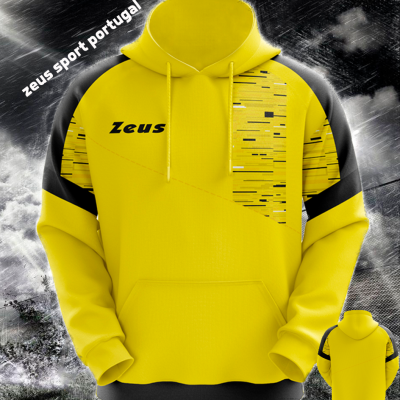 Camisola com capuz amarelo com padrão pixelizado preto e amarelo, detalhes pretos, texto ZEUS preto no peito.