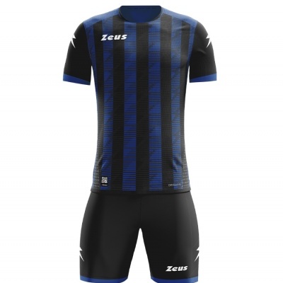 Conjunto de desporto azul e preto com riscas verticais e texto Zeus