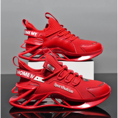 Par de sapatilhas vermelhas com design moderno e sola elevada