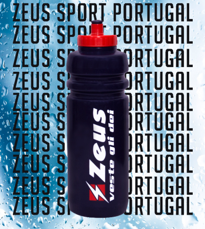 Garrafa desportiva preta com tampa vermelha e texto branco