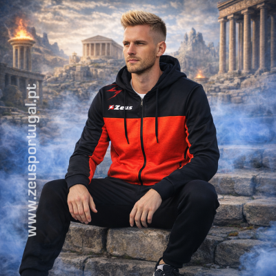 Homem sentado em escadas com fato de treino preto e vermelho com texto Zeus e logótipo